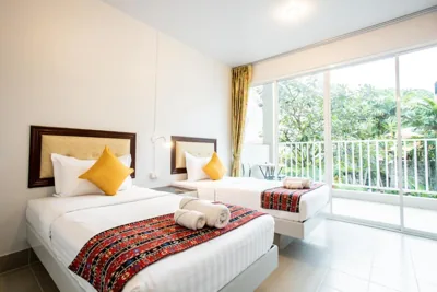 Chambre Lits Jumeaux Deluxe — Tri's Miracle Kata Beach Side